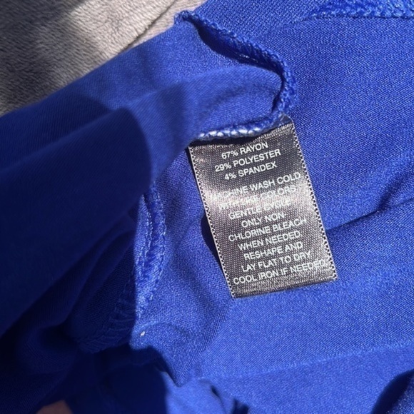 White House Black Market Blue Sleeveless Blouse with stone decorative - Picture 5 of 5